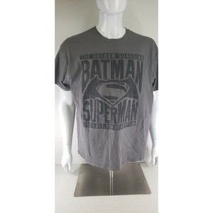 Men's Batman v Superman *Gray* T-Shirt (XL) Gotham Guardian/Last Son of Krypton